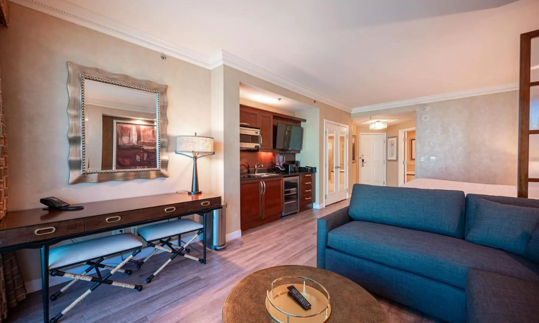 No Resort Fee Strip View Balcony+ Free Valet+ Pool Лас-Вегас США