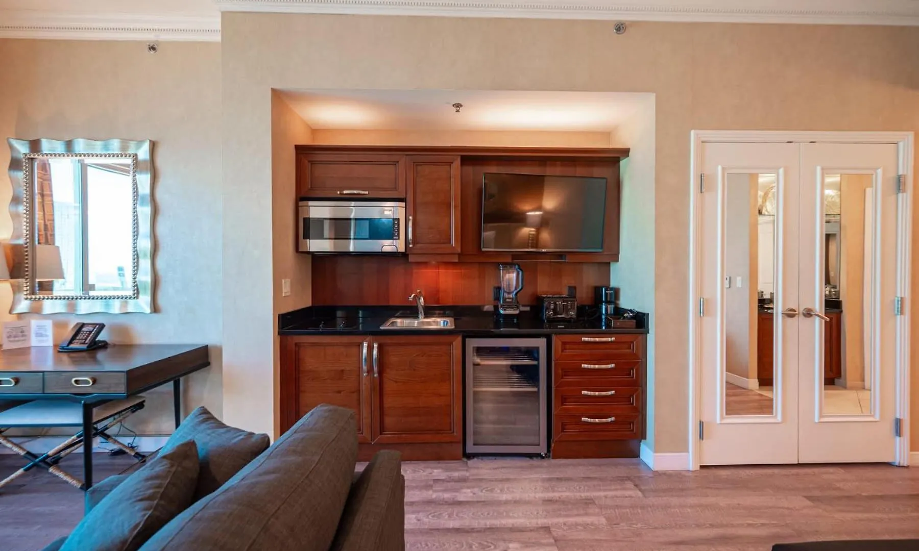 بيت للعطل No Resort Fee Strip View Balcony+ Free Valet+ Pool لاس فيغاس