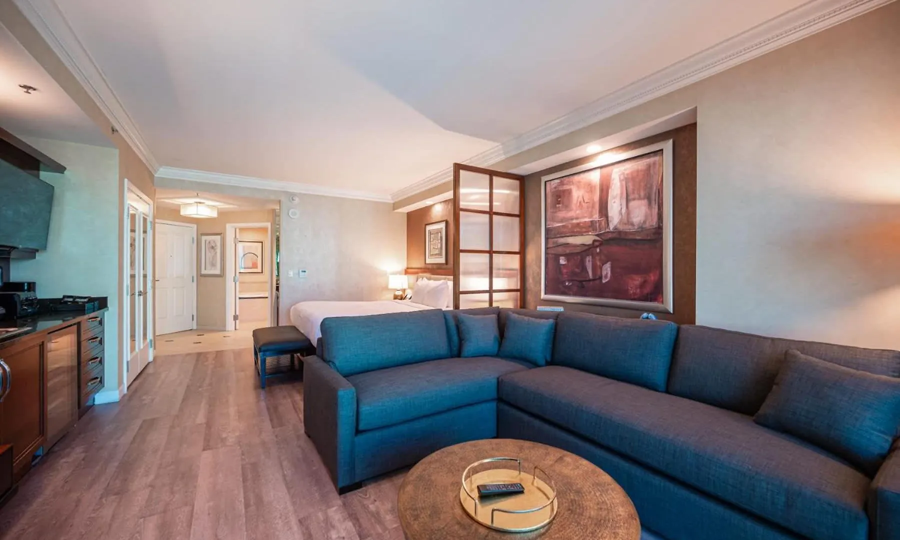 No Resort Fee Strip View Balcony+ Free Valet+ Pool لاس فيغاس